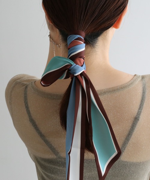 colleca la（コレカラ）の「4color配色ボウタイスカーフ/リボンスカーフ（バンダナ/スカーフ・レディース・ブラウン系/ピンク系/イエロー系・FREE）」の2枚目の写真