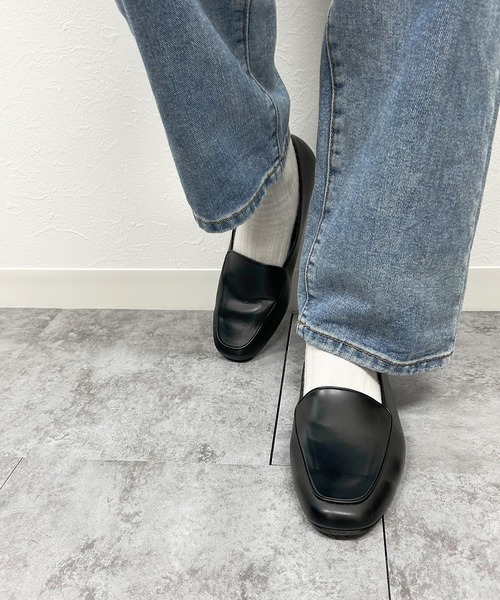 SOROTTO（ソロット）の「日本製ミニマルローファーパンプス MADE IN JAPAN（パンプス・レディース・ブラック・24.5cm/24.0cm/23.5cm/23.0cm/22.5cm/22.0cm）」の4枚目の写真