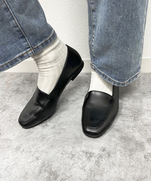 SOROTTO（ソロット）の「日本製ミニマルローファーパンプス MADE IN JAPAN（パンプス・レディース・ブラック・24.5cm/24.0cm/23.5cm/23.0cm/22.5cm/22.0cm）」の5枚目の写真