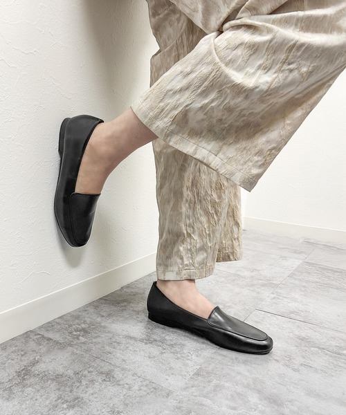 SOROTTO（ソロット）の「日本製ミニマルローファーパンプス MADE IN JAPAN（パンプス・レディース・ブラック・24.5cm/24.0cm/23.5cm/23.0cm/22.5cm/22.0cm）」の13枚目の写真