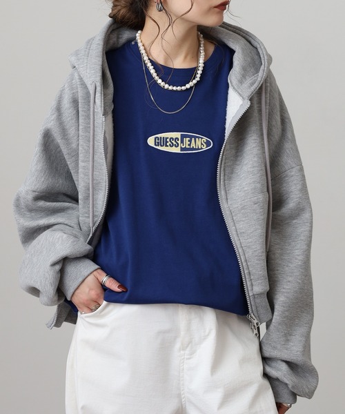 GUESS JEANS（ゲスジーンズ）の「GUESS JEANS GJ REG FIT SMALL LOGO TEE ゲス スプリットロゴTシャツ（Tシャツ/カットソー・メンズ・ダークブルー/ブラック・XL/XXL/M/L）」の16枚目の写真