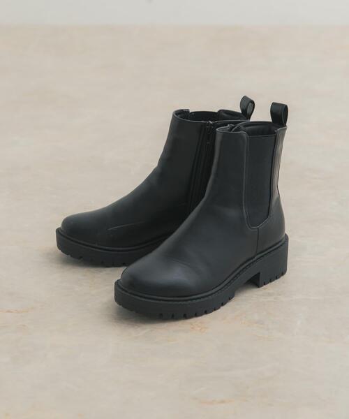 URBAN RESEARCH DOORS（アーバンリサーチドアーズ）の「『晴雨兼用』トラックソールブーツ（ブーツ・レディース・ブラウン/ブラック・36/38/37）」の2枚目の写真