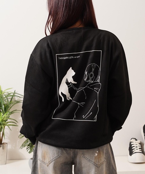 1111clothing(ワンフォークロージング)の「ガール&ネコ フェイクスエード トレーナー / Girl and Cat Faux Suede Sweatshirt(スウェット・メンズ・ブラック系1/ホワイト系1/ホワイト系2/ブラック系2・M/L)」の4枚目の写真