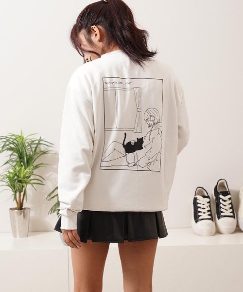 1111clothing(ワンフォークロージング)の「ガール&ネコ フェイクスエード トレーナー / Girl and Cat Faux Suede Sweatshirt(スウェット・メンズ・ブラック系1/ホワイト系1/ホワイト系2/ブラック系2・M/L)」の9枚目の写真