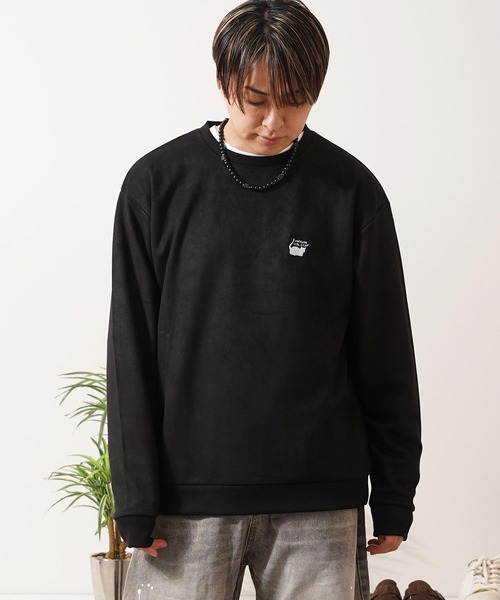 1111clothing(ワンフォークロージング)の「ガール&ネコ フェイクスエード トレーナー / Girl and Cat Faux Suede Sweatshirt(スウェット・メンズ・ブラック系1/ホワイト系1/ホワイト系2/ブラック系2・M/L)」の14枚目の写真