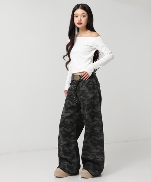 ANAP（アナップ）の「サイドギャザーオフショルダーリブトップス（Tシャツ/カットソー・レディース・ダークグレー/ホワイト/ブラック/クリア・F）」の8枚目の写真