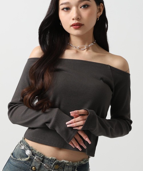 ANAP（アナップ）の「サイドギャザーオフショルダーリブトップス（Tシャツ/カットソー・レディース・ダークグレー/ホワイト/ブラック/クリア・F）」の12枚目の写真