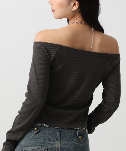 ANAP（アナップ）の「サイドギャザーオフショルダーリブトップス（Tシャツ/カットソー・レディース・ダークグレー/ホワイト/ブラック/クリア・F）」の15枚目の写真