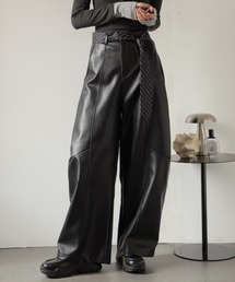 Ulysses | フェイクレザーカーブシルエットパンツ(その他パンツ)