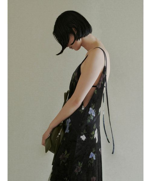 バックシャンベロアキャミワンピース（ワンピース）｜MIESROHE