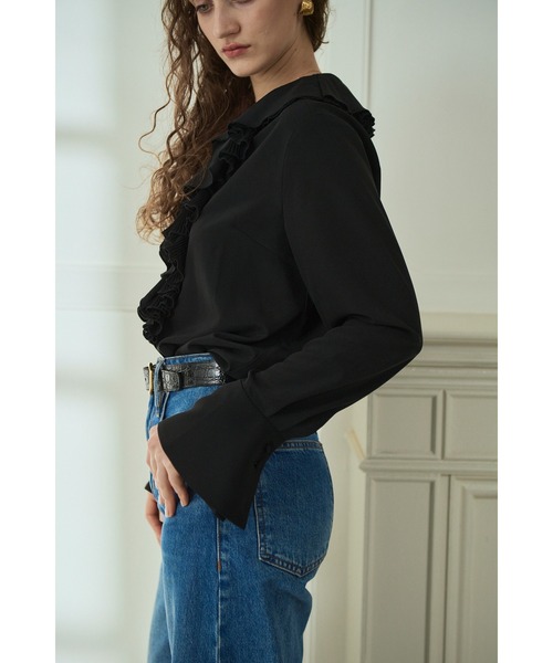 Estella.K(エステラケー)の「Becca Ruffled Blouse ラッフルプリーツブラウス(シャツ/ブラウス・レディース・ブラック/オフホワイト・FREE)」の12枚目の写真