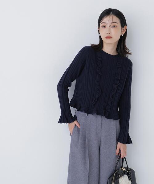 NATURAL BEAUTY BASIC（ナチュラルビューティーベーシック）の「◇ミニケーブルフリルニット（ニット/セーター・レディース・ネイビー/ラベンダー/オフホワイト・FREE）」の12枚目の写真