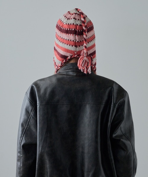 ROOPTOKYO（ループトウキョウ）の「OKUOKU 0909/オクオク ポンポン付き 耳当てボーダーニット帽 エスニック風（ニットキャップ/ビーニー・レディース・レッド/ブラック系その他/グレー系その他/ネイビー系・FREE）」の14枚目の写真