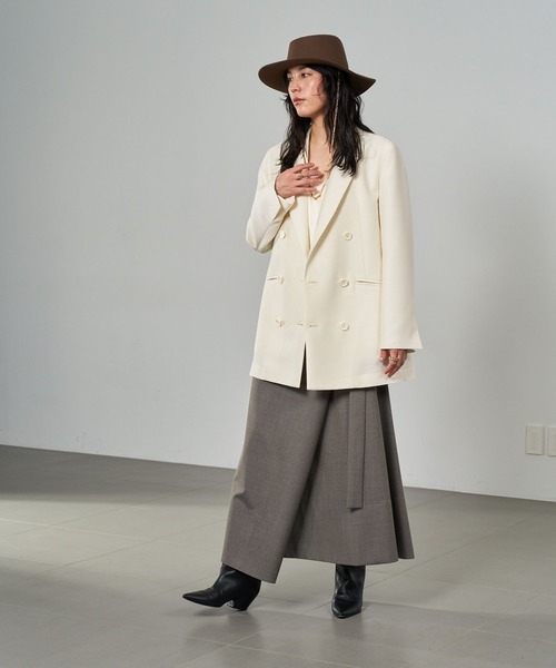 Chaos（カオス）の「Chaos(カオス)/ガランジャケット 【セットアップ可】（テーラードジャケット・レディース・オフホワイト/ブラック・FREE）」の4枚目の写真