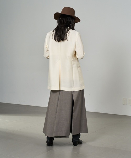 Chaos（カオス）の「Chaos(カオス)/ガランジャケット 【セットアップ可】（テーラードジャケット・レディース・オフホワイト/ブラック・FREE）」の6枚目の写真