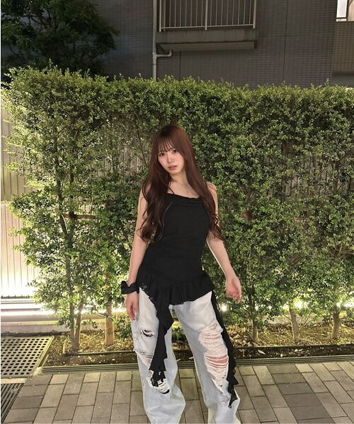 PLACE STUDIO(プレイススタジオ)の「レースフリルレイヤードスリムフィットサイドシャーリングナシスリーブレス_3COLOR(Tシャツ/カットソー・レディース・ホワイト/ブラック/グレー・FREE)」の12枚目の写真