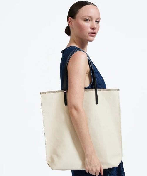 Jack Gomme（ジャックゴム）の「【JACK GOMME】トートバッグ　AMIE Sac cabas（トートバッグ・レディース・チェリーピンク/ダークグリーン/アッシュブラウン/ブラック/オレンジ/クリーム/シルバー・FREE）」の9枚目の写真
