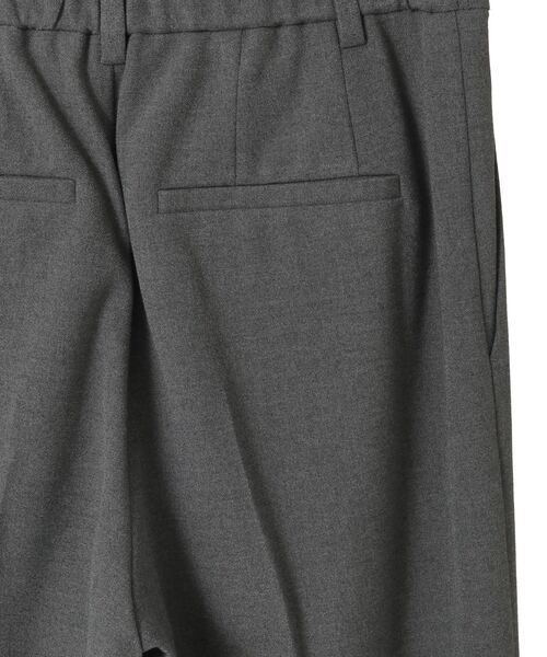 SOFFITTO（ソフィット）の「後ろゴム裏起毛ストレッチセミフレアーパンツ（その他パンツ・レディース・ブラック/オフホワイト・S/M）」の4枚目の写真