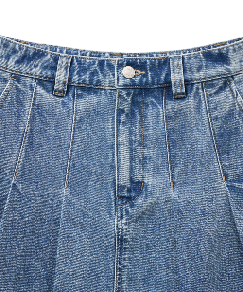 YALE（イェール）の「デニムプリーツスカート_ライトブルー（スカート・レディース・その他・SMALL/MEDIUM）」の5枚目の写真