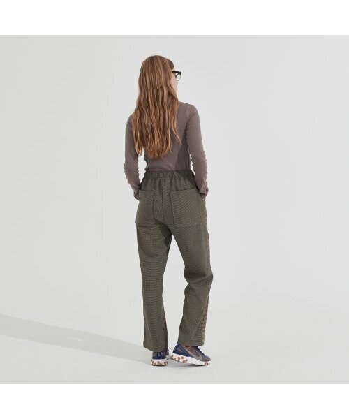 Between A and B（ビトウィーンエイアンドビー）の「チェックミックスバンディングパンツ[モカ]（その他パンツ・レディース・その他・MEDIUM/SMALL）」の5枚目の写真