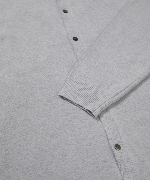 WEST GRAND BOULEVARD(ウエストグランドブルバード)の「メルシー セミオーバーハイネックカラー カーディガン FOG GREY(カーディガン/ボレロ・レディース・その他・SMALL/MEDIUM/LARGE)」の5枚目の写真