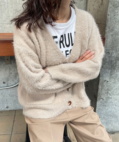 ROGER AND RAW（ロジャーアンドロウ）の「シャギーニットカーディガン（カーディガン/ボレロ・レディース・ベージュ/ホワイト/ピンク・FREE）」の10枚目の写真