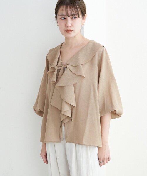 SHENERY(シーナリー)の「フリルカラーブラウス(シャツ/ブラウス・レディース・ベージュ/ブラック/オフホワイト・FREE)」の3枚目の写真