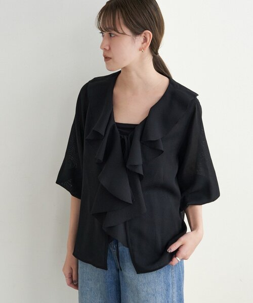 SHENERY(シーナリー)の「フリルカラーブラウス(シャツ/ブラウス・レディース・ベージュ/ブラック/オフホワイト・FREE)」の2枚目の写真