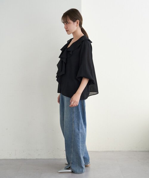 SHENERY(シーナリー)の「フリルカラーブラウス(シャツ/ブラウス・レディース・ベージュ/ブラック/オフホワイト・FREE)」の14枚目の写真