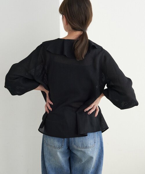 SHENERY(シーナリー)の「フリルカラーブラウス(シャツ/ブラウス・レディース・ベージュ/ブラック/オフホワイト・FREE)」の19枚目の写真