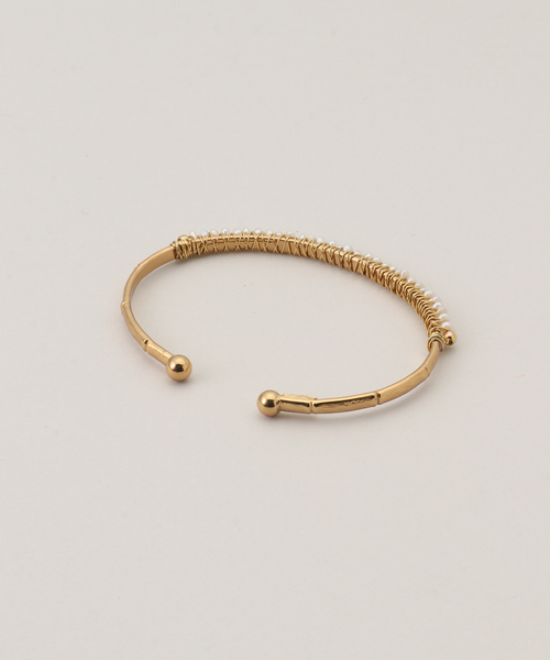 GAS BIJOUX（ガスビジュー）の「Gas Bijoux/ガス ビジュー マザーオブパールブレスレット（ブレスレット・レディース・ゴールド・FREE）」の4枚目の写真