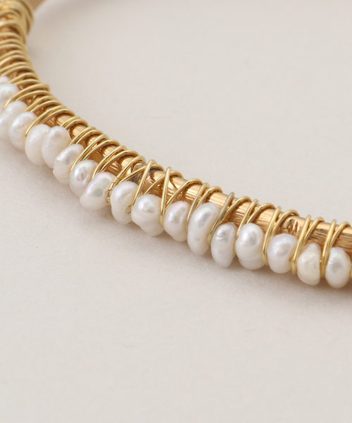 GAS BIJOUX（ガスビジュー）の「Gas Bijoux/ガス ビジュー マザーオブパールブレスレット（ブレスレット・レディース・ゴールド・FREE）」の6枚目の写真