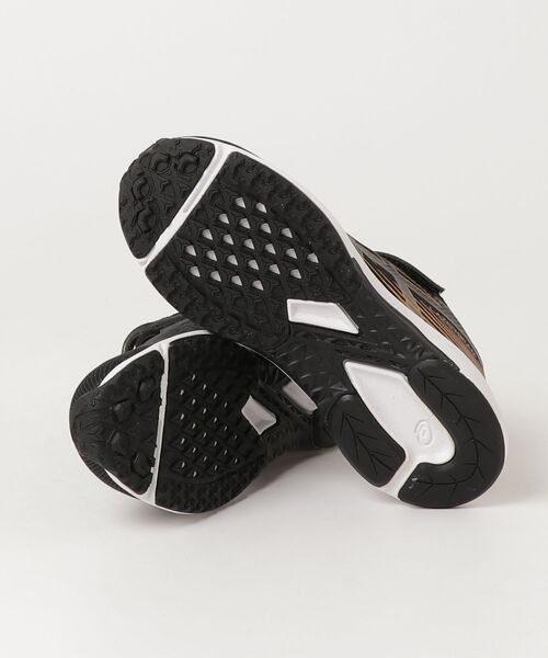 ASICS（アシックス）の「アシックス ASICS LAZERBEAM RK-MG（スニーカー・キッズ・ブラック×ゴールド・19.0cm/19.5cm/20.0cm/20.5cm/21.0cm/21.5cm/22.0cm/22.5cm/23.0cm/23.5cm/24.0cm/24.5cm/25.0cm）」の3枚目の写真