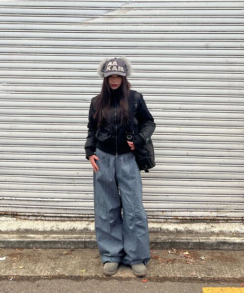 AAKAM(アーカム)の「High-Neck Bomber Jacket (Black)(ブルゾン・レディース・その他・1/2)」の6枚目の写真