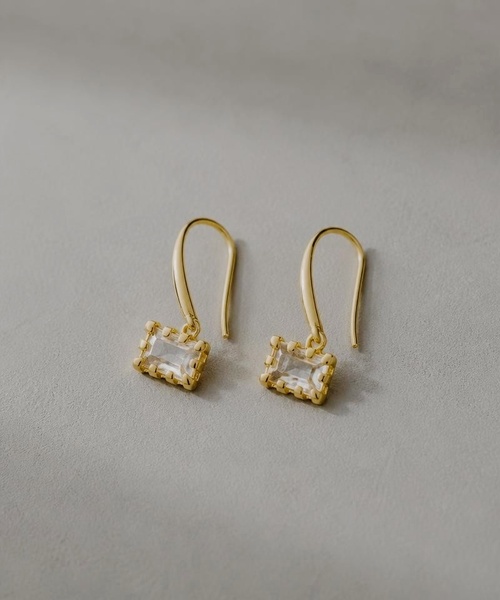 Burner(バーナー)の「【Sonu jewelry(ソヌジュエリー)】スクエアストーン フックピアス son-pierce-29-2【RBTS】(ピアス(両耳用)・レディース・ホワイト/ブラック・FREE)」の7枚目の写真