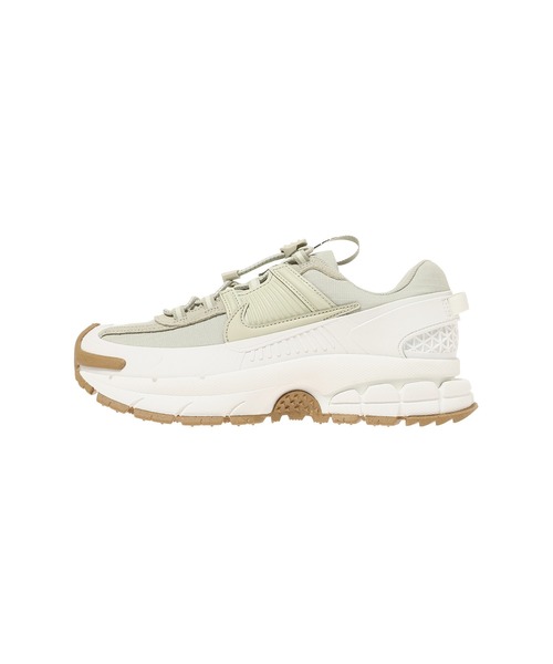 NIKE（ナイキ）の「NIKE WMNS ZOOM VOMERO ROAM HQ2181-100（スニーカー・レディース・ホワイト・23.5cm/23cm/25cm/24.5cm/24cm）」の4枚目の写真