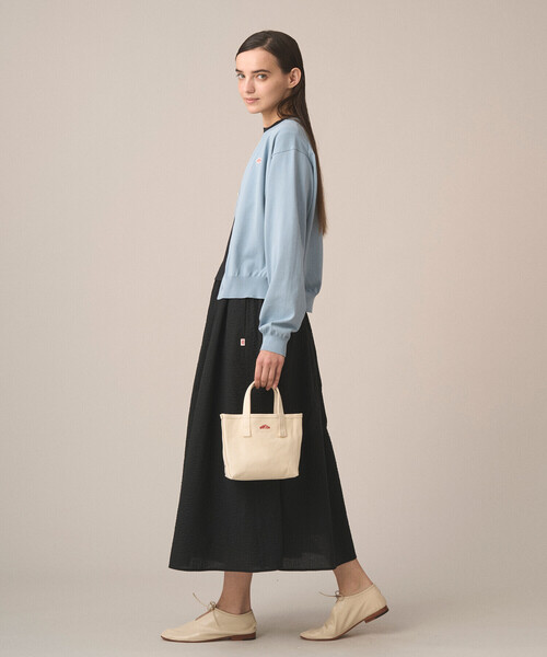 DANTON（ダントン）の「Cotton Canvas Tote Bag〈VOSGES PETIT〉（トートバッグ・レディース・ブラック/ネイビー/ブルー/アイボリー・-）」の7枚目の写真