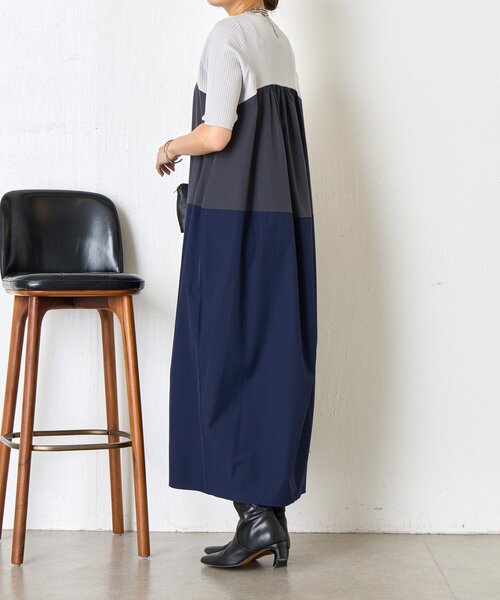 Jena espace merveilleux(ジェナ エスパスメルヴェイユ)の「【体型カバー◎】バイカラー切替ワンピース(ワンピース・レディース・ベージュ/ネイビー・FREE)」の14枚目の写真