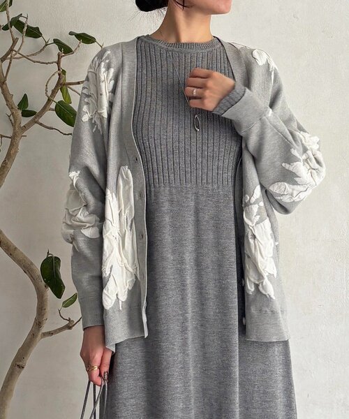 un dix cors（アンディコール）の「花柄カーディガン（カーディガン/ボレロ・レディース・ホワイト系その他/ブラック/グレー・FREE）」の6枚目の写真