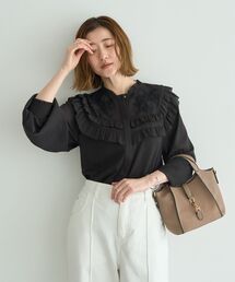 ラッフルレースブラウス