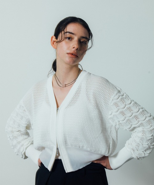 CITY TOKYO（シティトウキョウ）の「【CITY TOKYO/シティートウキョウ】Lace Sleeve Zip Cardigan（カーディガン/ボレロ・レディース・ブラック/ホワイト・FREE）」の5枚目の写真