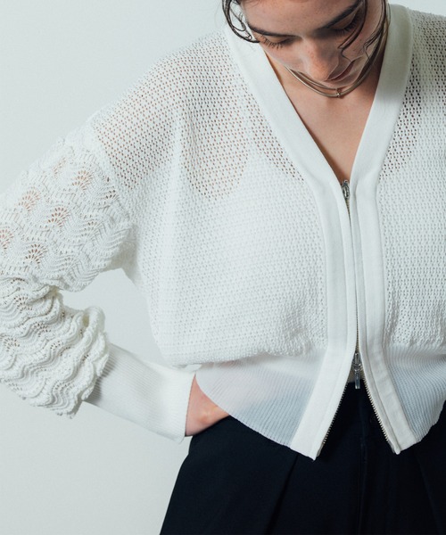 CITY TOKYO（シティトウキョウ）の「【CITY TOKYO/シティートウキョウ】Lace Sleeve Zip Cardigan（カーディガン/ボレロ・レディース・ブラック/ホワイト・FREE）」の6枚目の写真