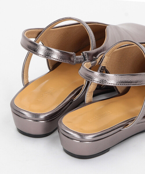 COMME CA ISM（コムサイズム）の「バックスリング パンプス（パンプス・レディース・ブラック/ガンメタ・24.5cm/23.5cm/22.5cm）」の11枚目の写真