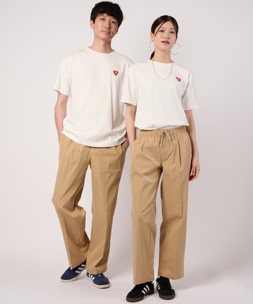 Arnold Palmer(アーノルドパーマー)の「ハートモチーフ シェア Tシャツ(Tシャツ/カットソー・レディース・ブラック/ホワイト・XS/LL/L/M/S)」の4枚目の写真