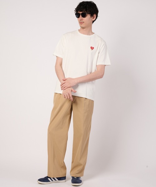 Arnold Palmer(アーノルドパーマー)の「ハートモチーフ シェア Tシャツ(Tシャツ/カットソー・レディース・ブラック/ホワイト・XS/LL/L/M/S)」の8枚目の写真