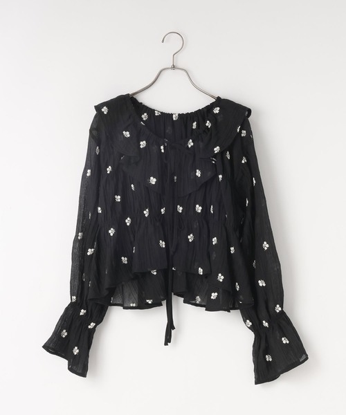 LOWRYS FARM（ローリーズファーム）の「ヨウリュウシシュウブラウス 663971（シャツ/ブラウス・レディース・アイボリー/ブラック・FREE）」の2枚目の写真