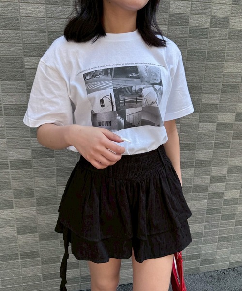 etta(エタ)の「モノトーンフォトプリントデザイン半袖Tシャツ(Tシャツ/カットソー・レディース・A/ホワイト・MEDIUM/LARGE/X-LARGE/SMALL)」の1枚目の写真