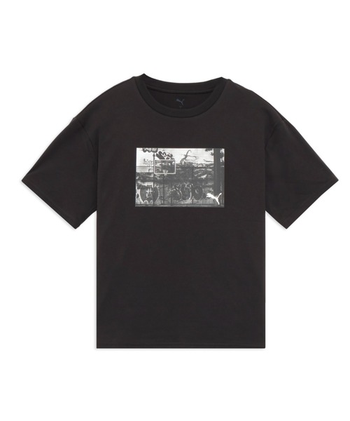 PUMA(プーマ)の「PUMA プーマ メンズ ESS エレベーテッド MX フープス 半袖 Tシャツ(Tシャツ/カットソー・メンズ・ブラック/オフホワイト・XX-LARGE/SMALL/X-LARGE/LARGE/MEDIUM)」の1枚目の写真