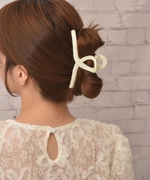 VIBGYOR Women | 【float】マットカラー ツイストループ バンスクリップ 【9色展開】(バレッタ/ヘアクリップ)