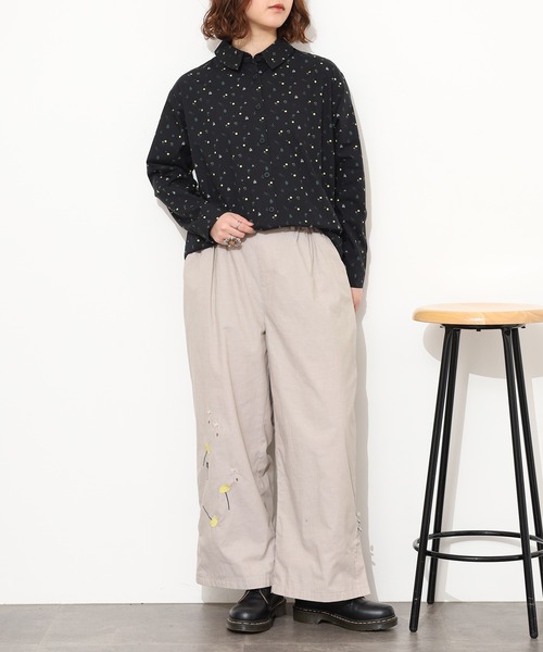 Emago（イマゴ）の「EMAGO たんぽぽ刺繍ﾃｰﾊﾟｰﾄﾞﾊﾟﾝﾂ（その他パンツ・レディース・アイボリー/ブラック/ネイビー・FREE）」の9枚目の写真